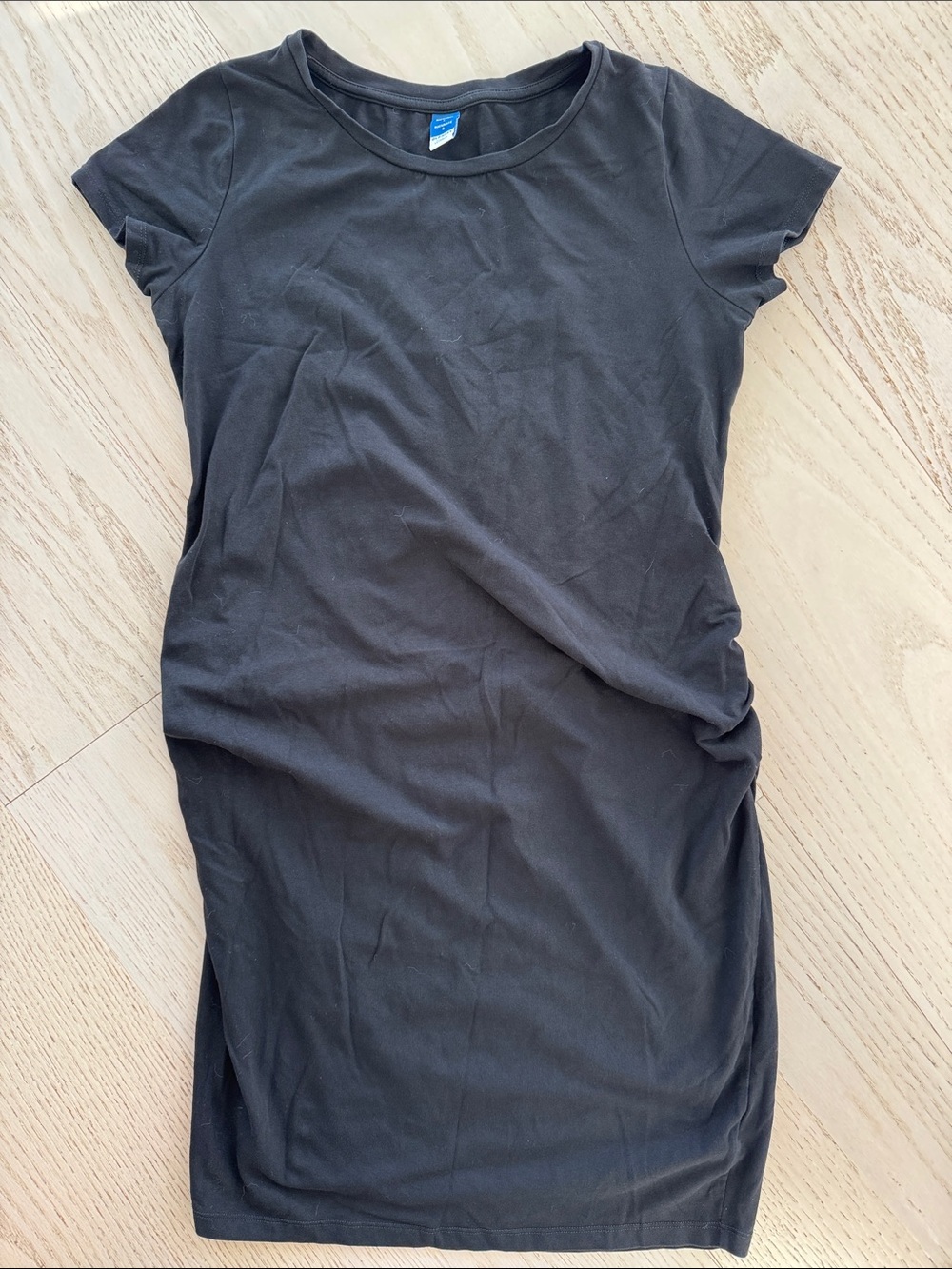 Old Navy Black Short-Sleeve Tunic Dress